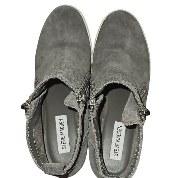 Steve Madden Gray Sneakers with Side Zipper - Picture 5 of 7